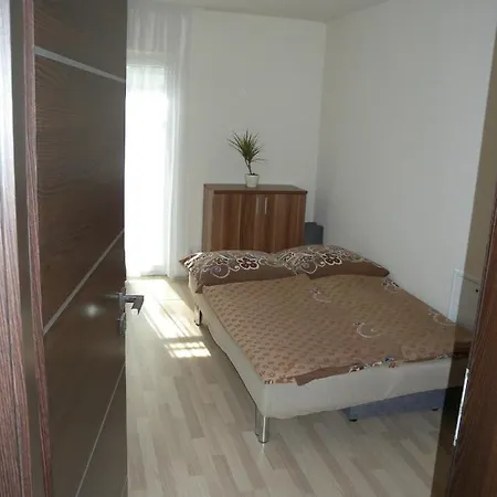 Homes In 20090 펜션 발라톤사르소