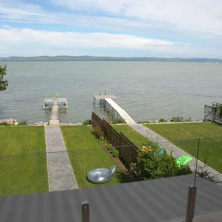Homes In 20090 Holiday home